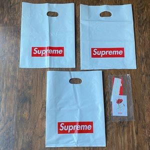 AUTH Supreme reusable bags(3)& poppy sticker pack